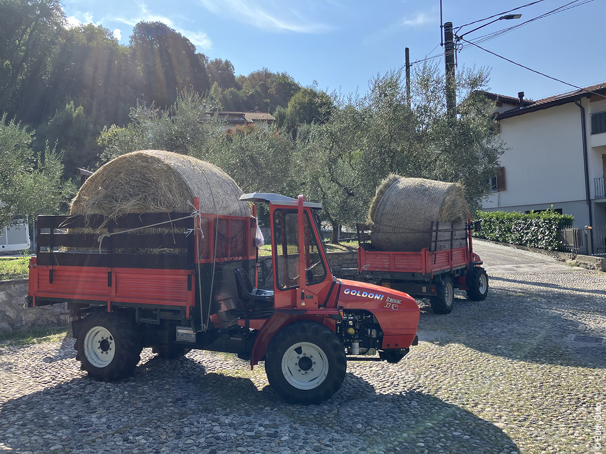 la piazza dalla quale si sale verso Campelli