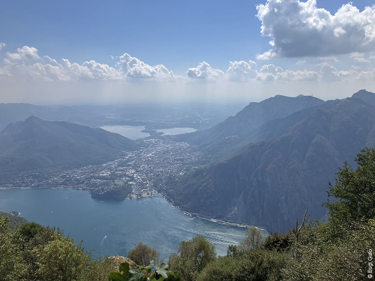 la vista dal belvedere vicino al monte Coltignone